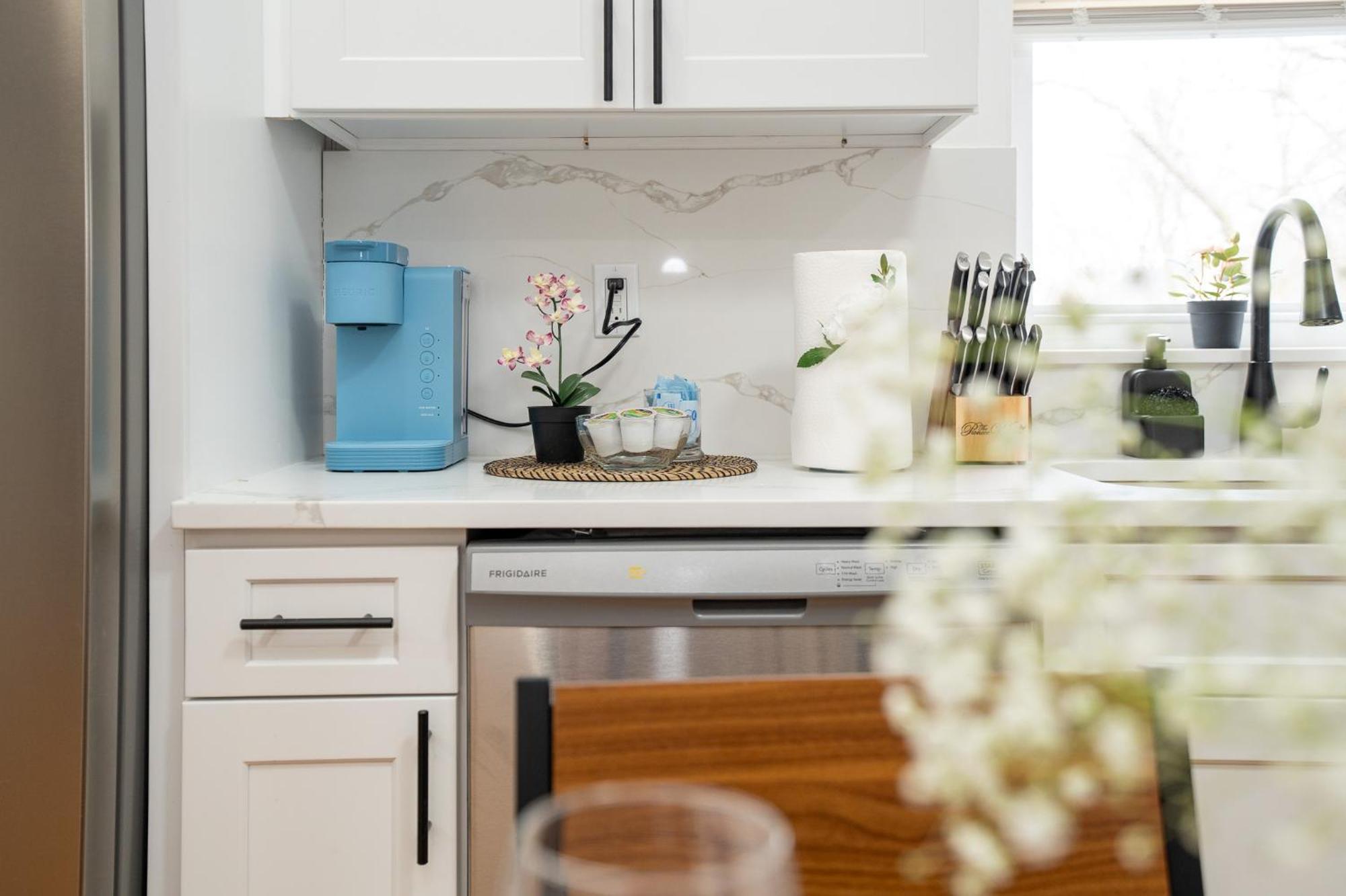Apartment 558-1 3Br Boston - Modern Nest Near Franklin Park *